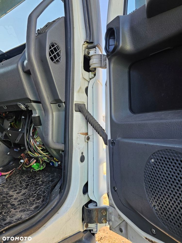 OWIEWKA PRAWA POLIK NAROŻNIK PRAWY IVECO STRALIS - 5