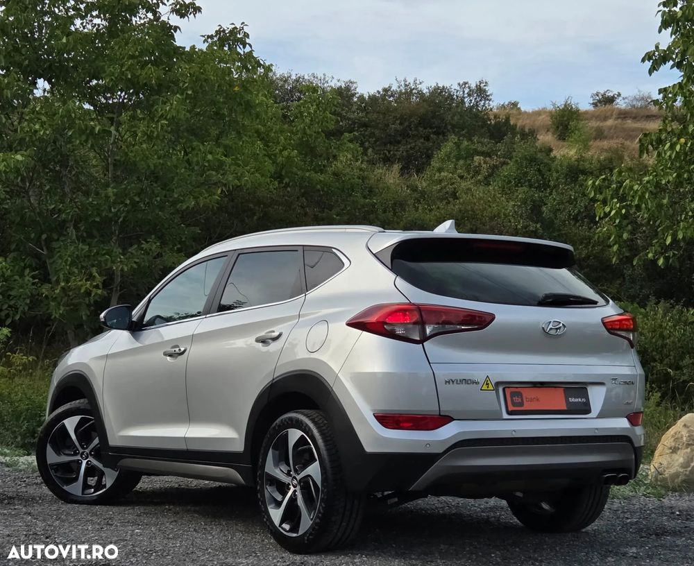 Hyundai Tucson 2.0 CRDI 4WD Automatik Style - 14