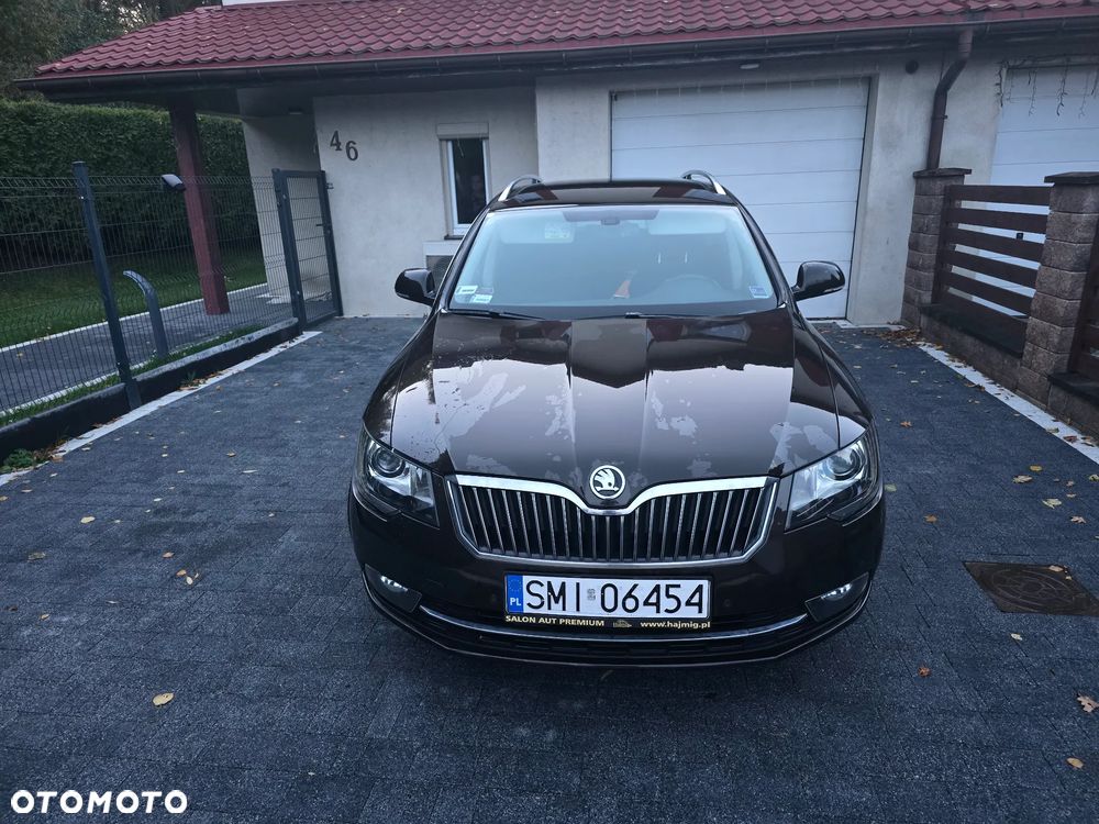 Skoda Superb 2.0 TDI Elegance DSG - 1