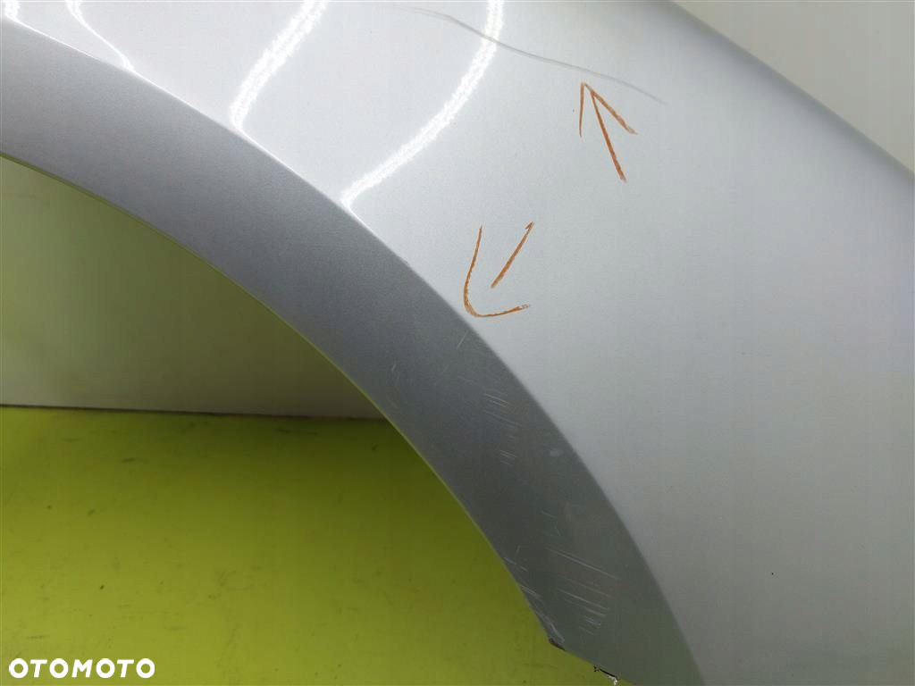 Błotnik przedni prawy Peugeot 307 I 2001-2008 LAK:EZR SREBRNY - 2