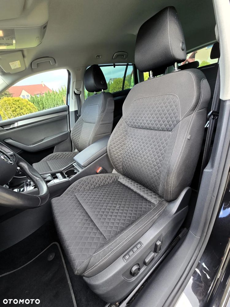 Skoda Superb 2.0 TDI DSG Style - 12