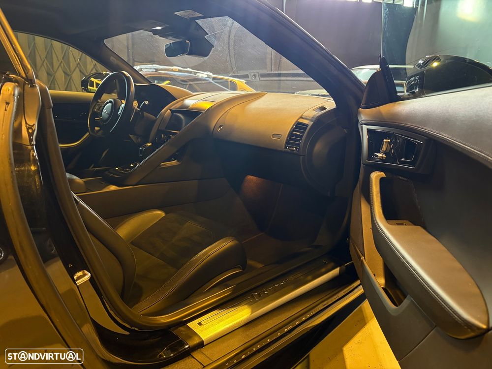 Jaguar F-Type 2.0 i4 R-Dynamic - 23