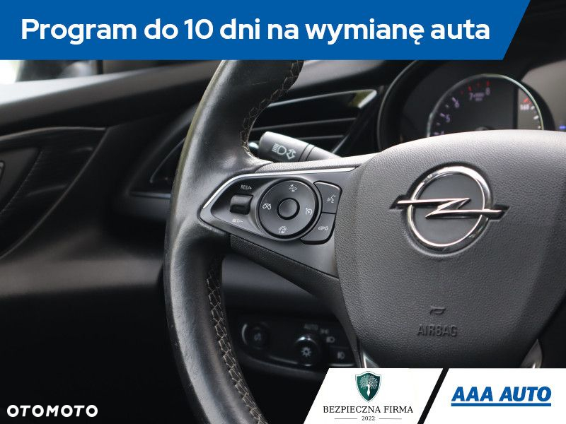Opel Insignia - 19