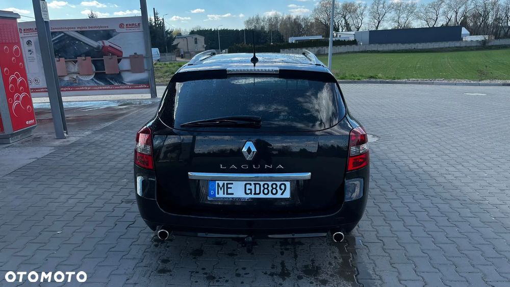 Renault Laguna dCi 150 FAP Start-Stop Bose Edition - 28