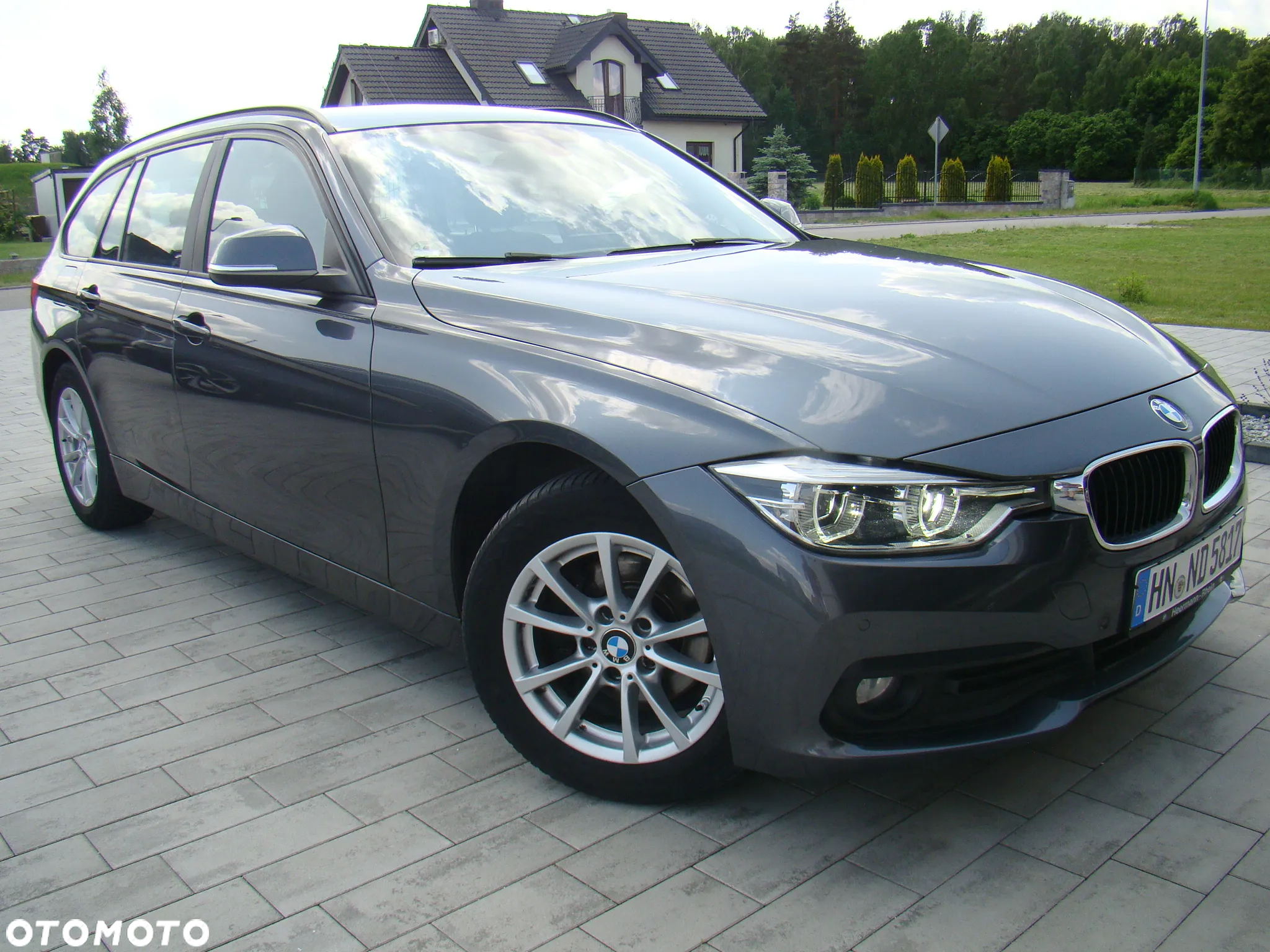 BMW Seria 3 318d Touring Advantage - 18