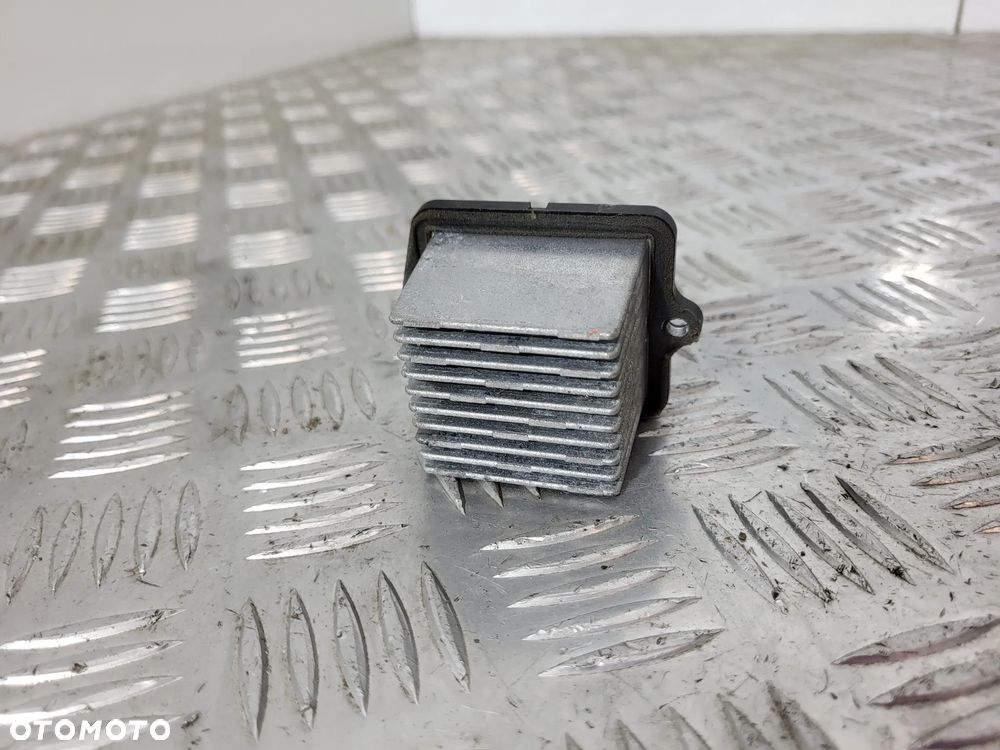 Suzuki Grand Vitara II Rezystor Dmuchawy - 3