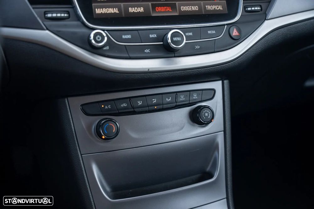 Opel Astra Sports Tourer 1.6 CDTI Innovation S/S - 10