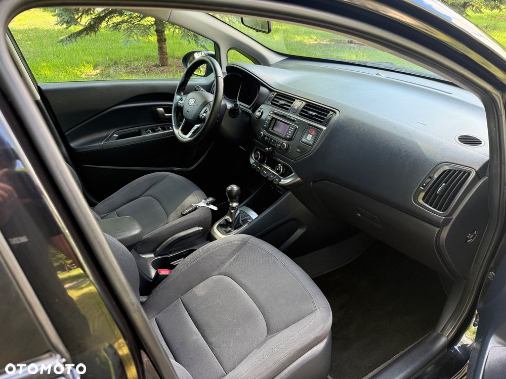 Kia Rio - 6