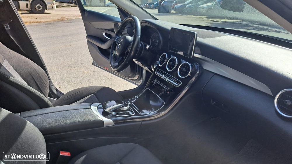 Mercedes-Benz C 200 Station CDI DPF Auto BlueEFFICIENCY Avantgarde - 34