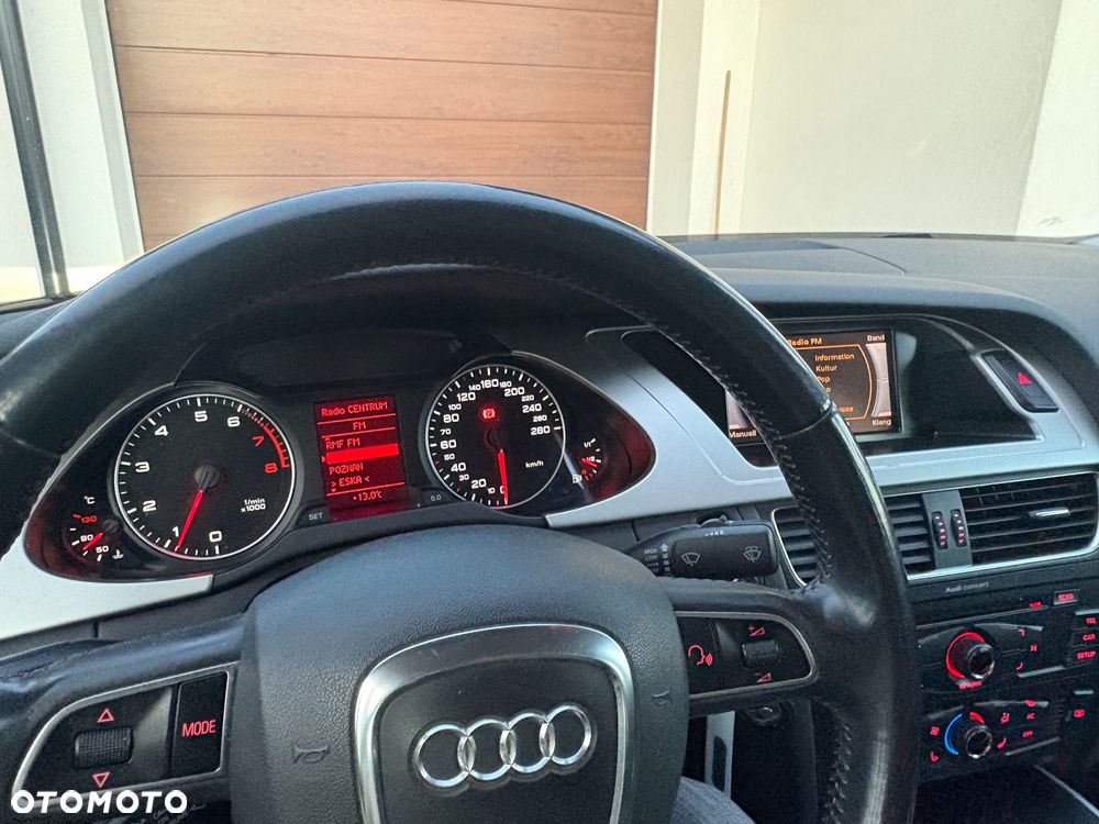 Audi A4 Limousine 1.8 TFSI Ambiente - 23