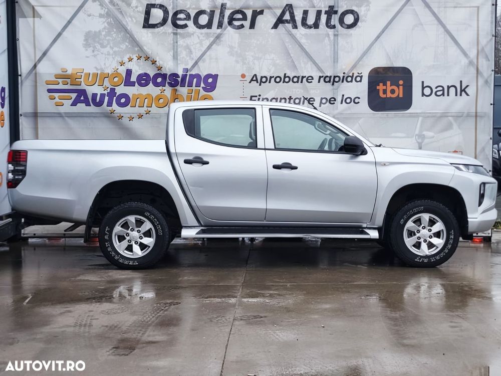 Mitsubishi L200 Double Cab 2.2 DI-D M/T Instyle - 4