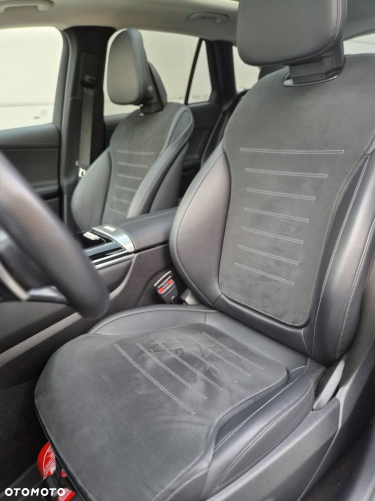 Mercedes-Benz Glc 2023 photo 5