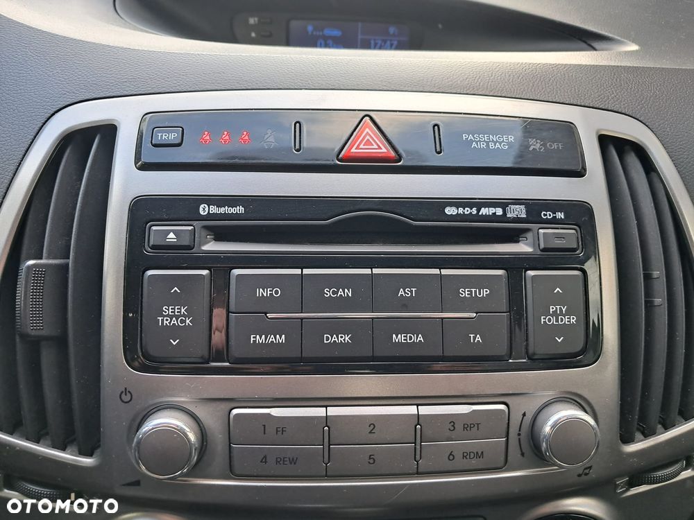 Hyundai i20 1.25 Comfort - 10