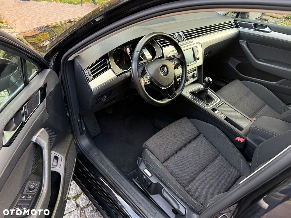 Volkswagen Passat Variant 1.6 TDI (BlueMotion Technology) Comfortline - 5