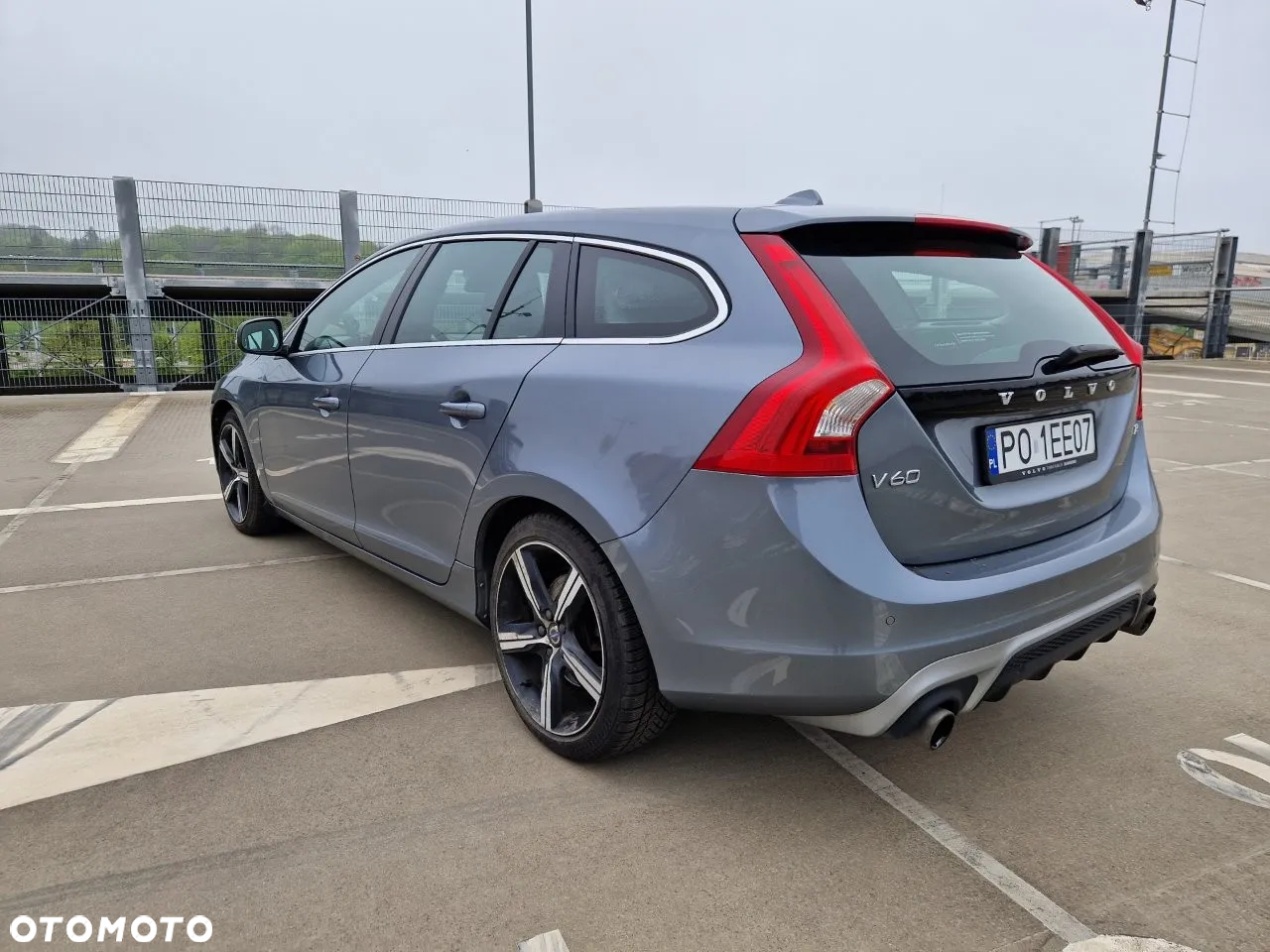 Volvo V60 T3 Drive-E R-Design Kinetic - 3