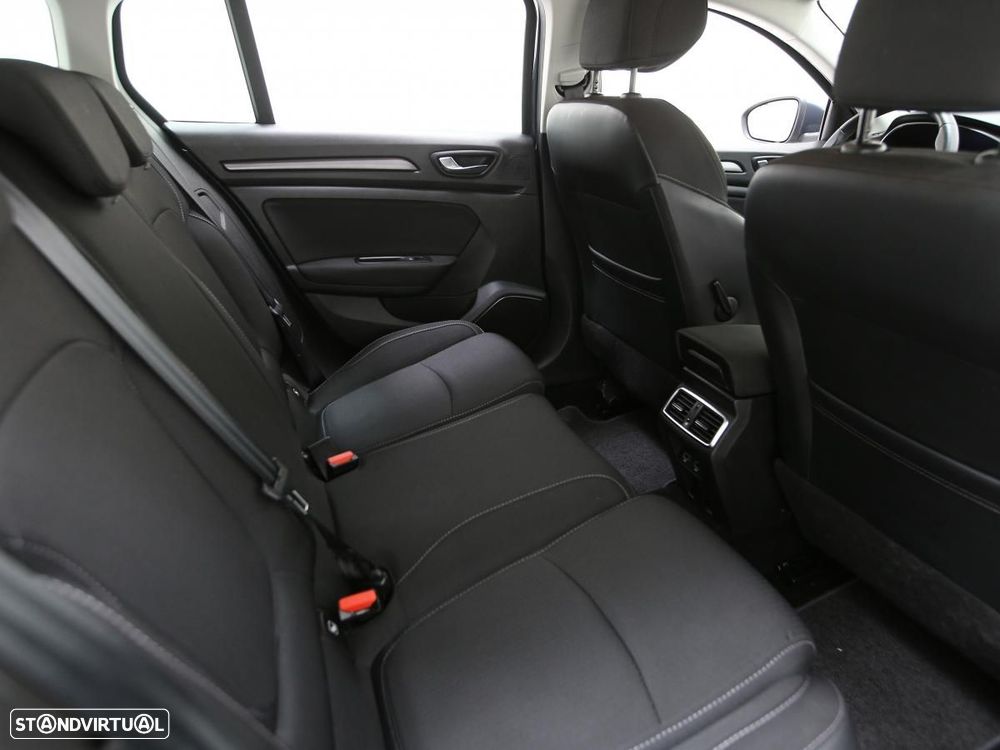 Renault Mégane Sport Tourer 1.6 E-Tech Plug-In Zen - 12