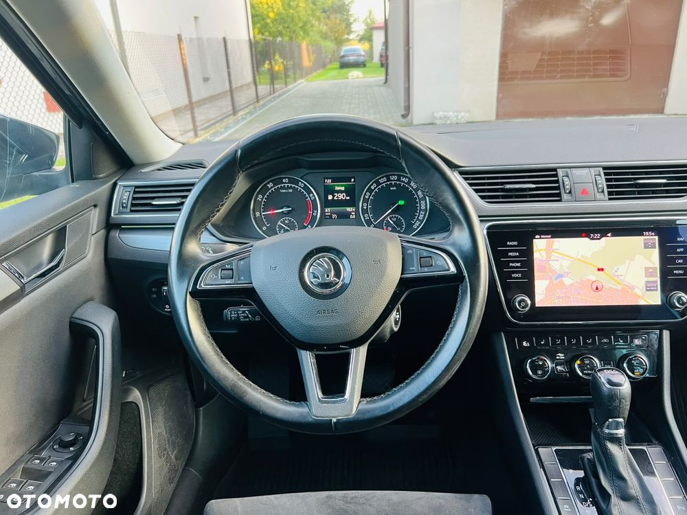 Skoda Superb 1.5 TSI DSG Sportline - 24