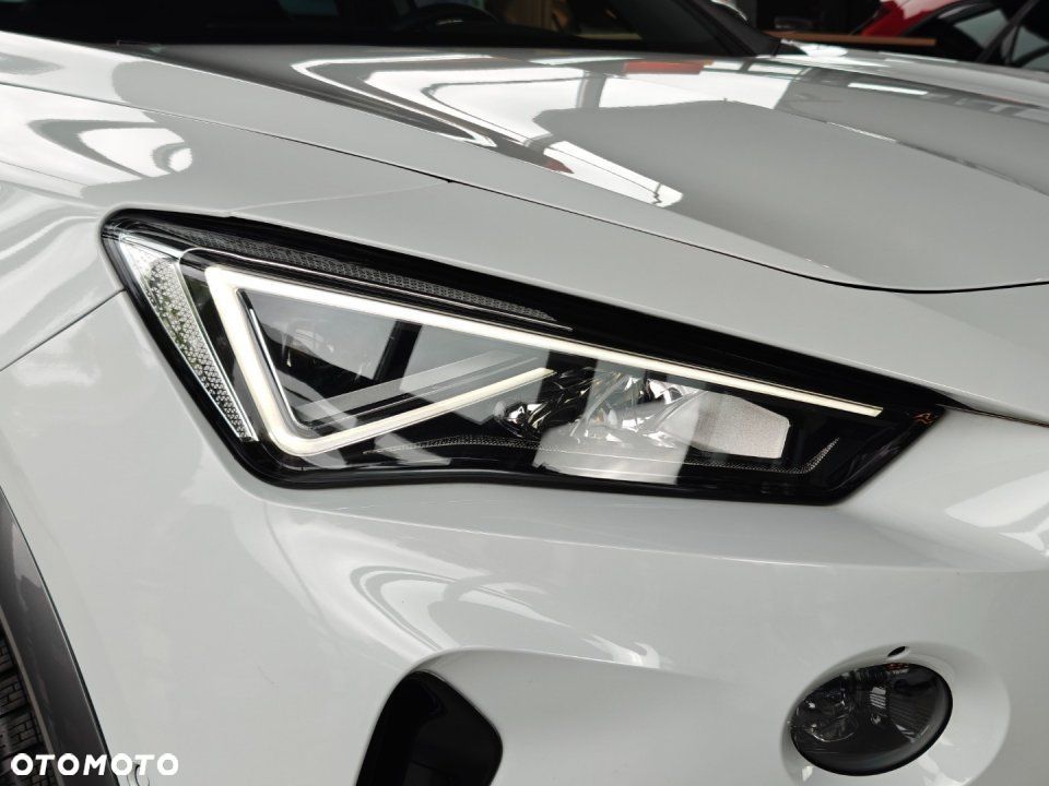 2023 Cupra Formentor, photograph 6