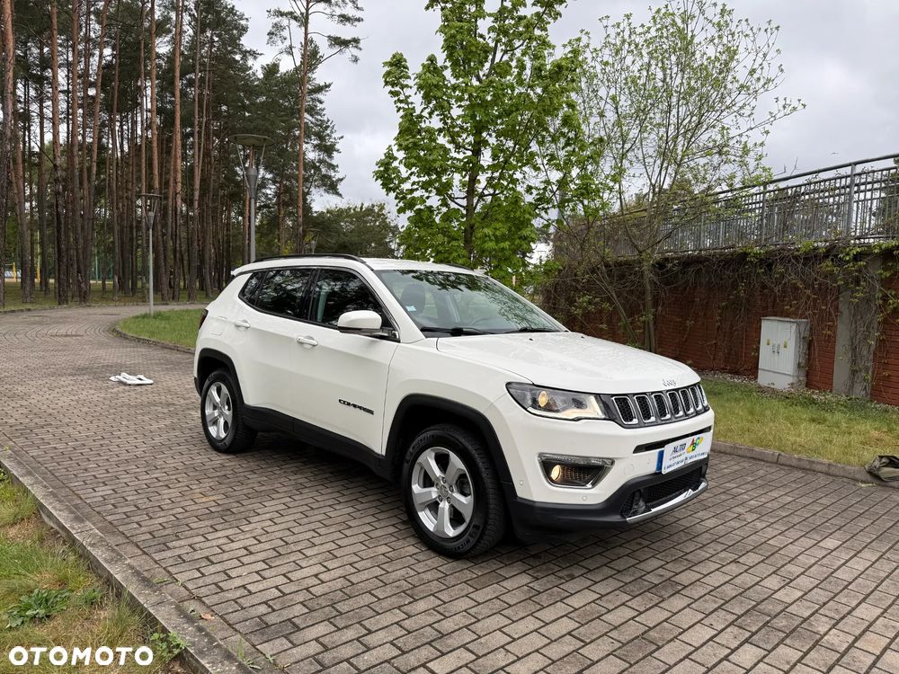 Jeep Compass - 4