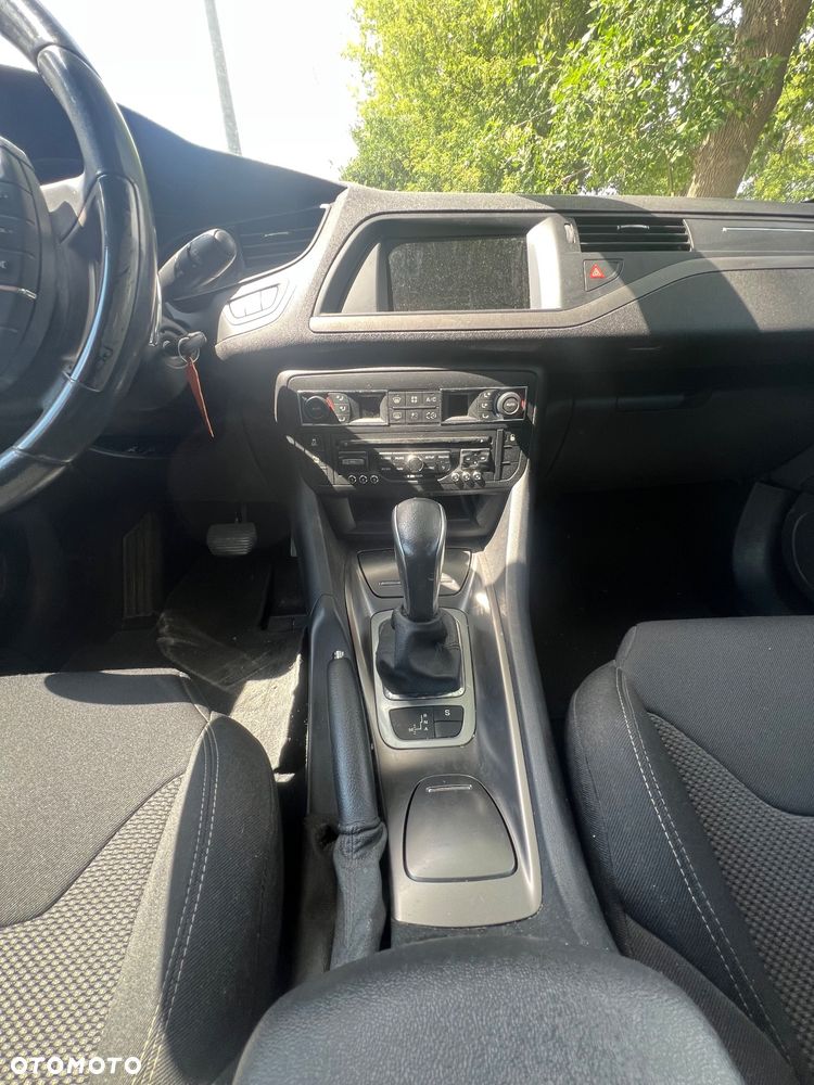 Citroën C5 Tourer e-HDi 115 EGS6 FAP Selection - 6