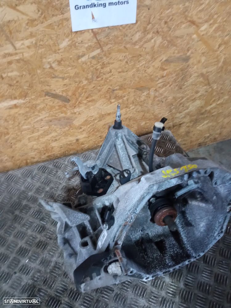 Caixa de velocidades Renault Scenic 1.5 Dci REF: JR5 150 - 7