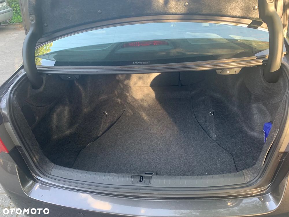 Honda Accord 2.0 Executive - 25