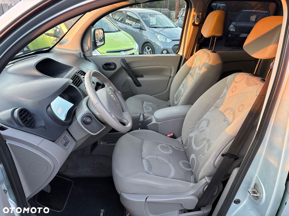 Renault Kangoo 1.6 8V Happy Family - 22