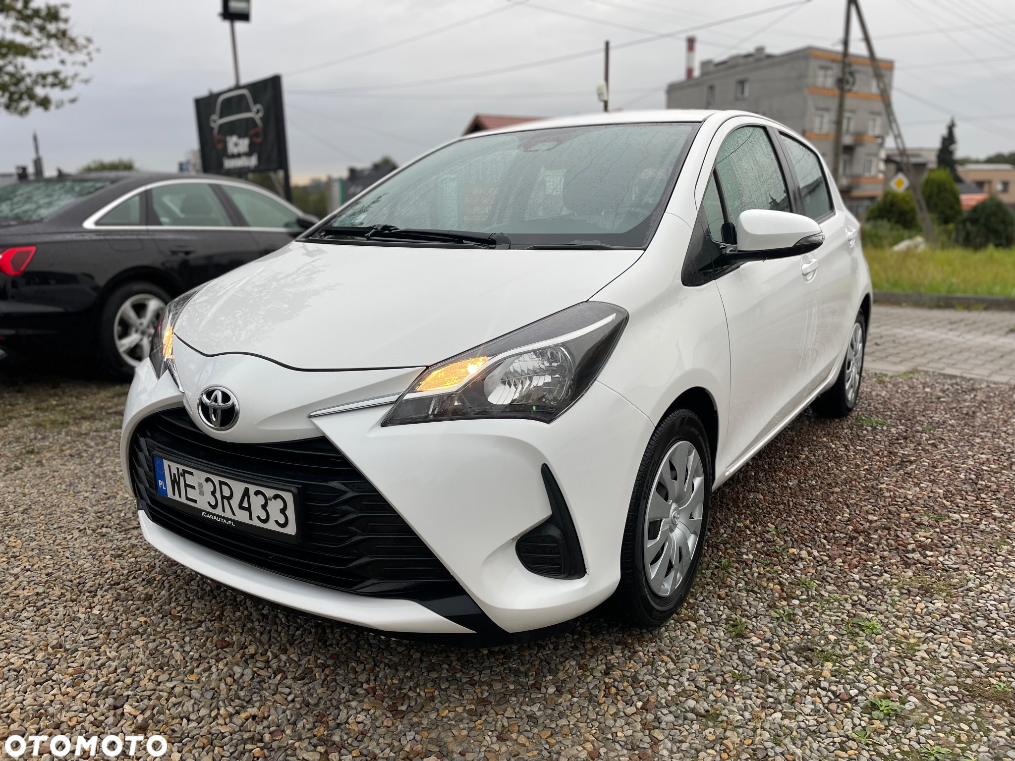 Toyota Yaris 1.0 Active - 5