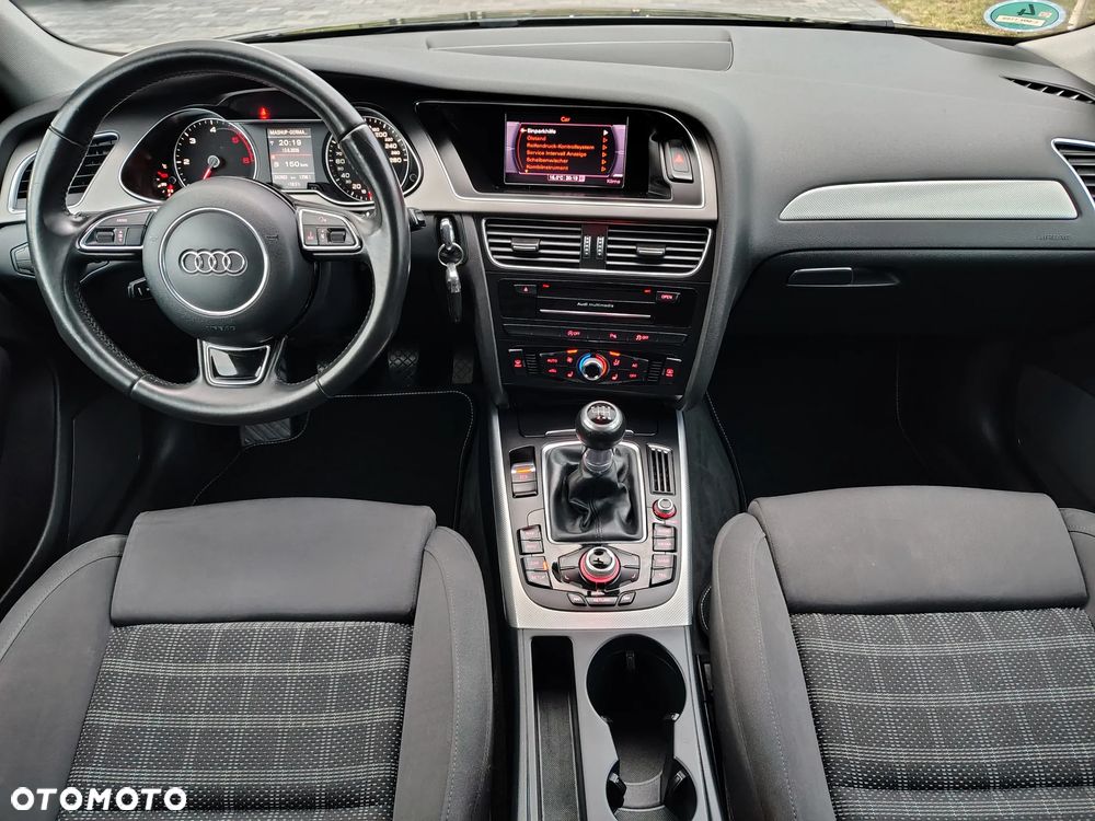 Audi A4 Avant 2.0 TDI DPF Attraction - 23
