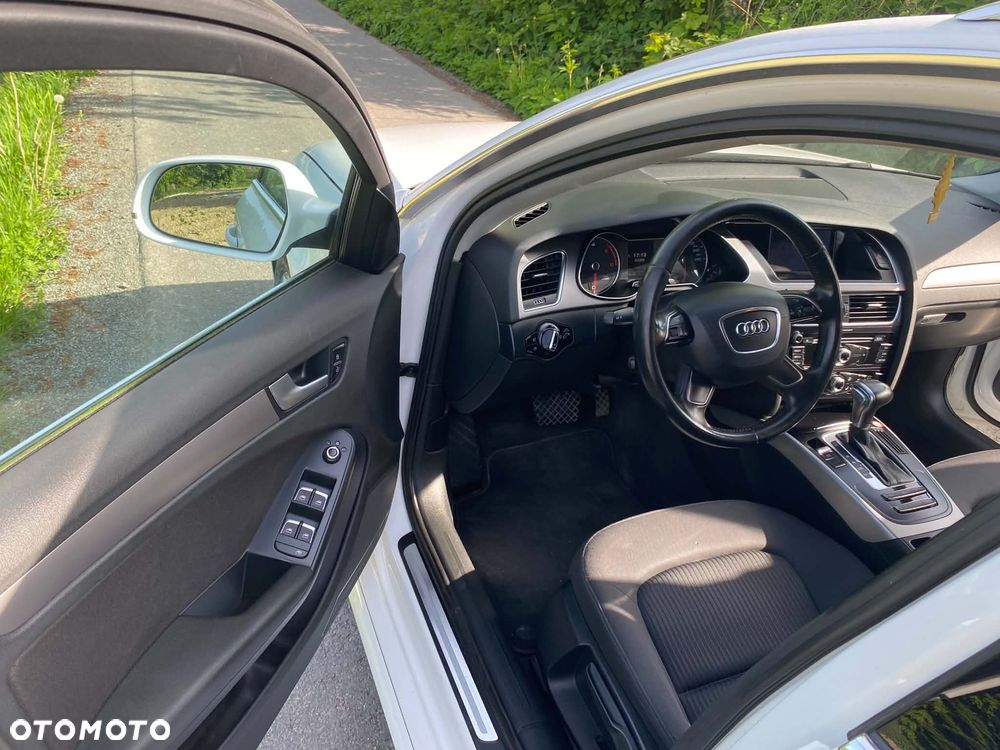 Audi A4 Avant 2.0 TDI DPF quattro S tronic Ambiente - 5