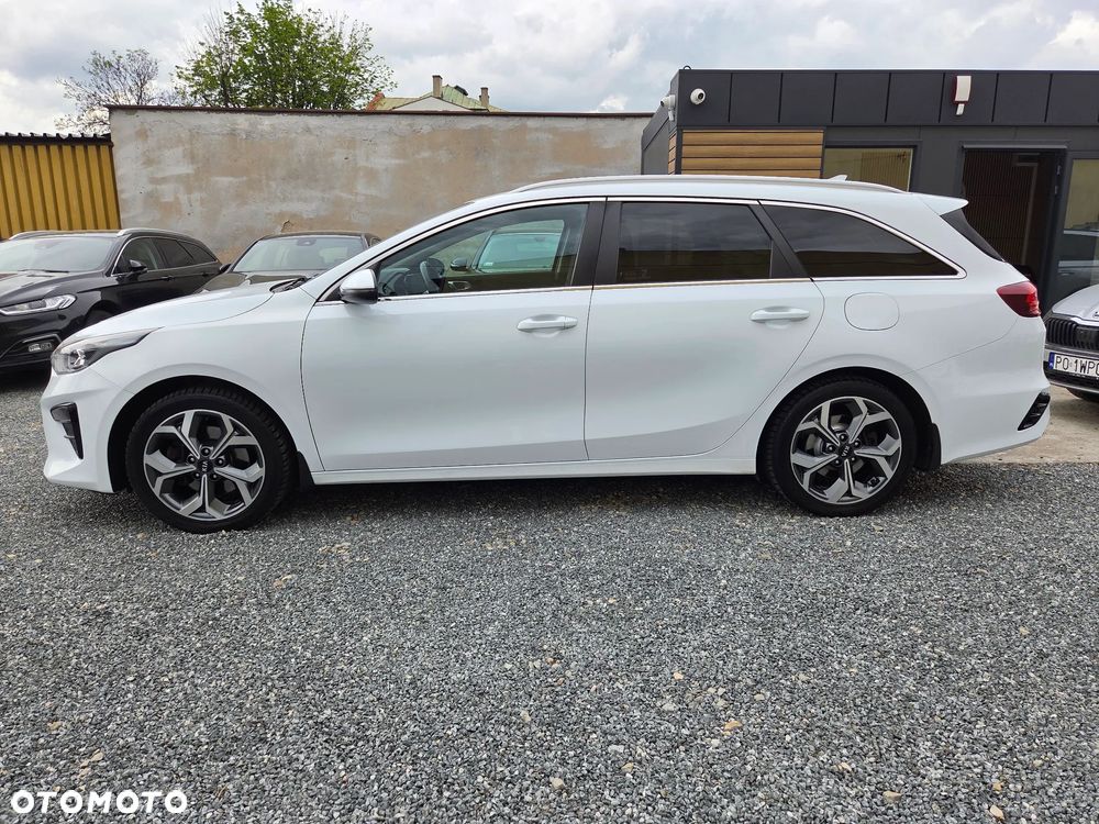 Kia Ceed 1.5 T-GDI L Business Line Plus DCT - 6