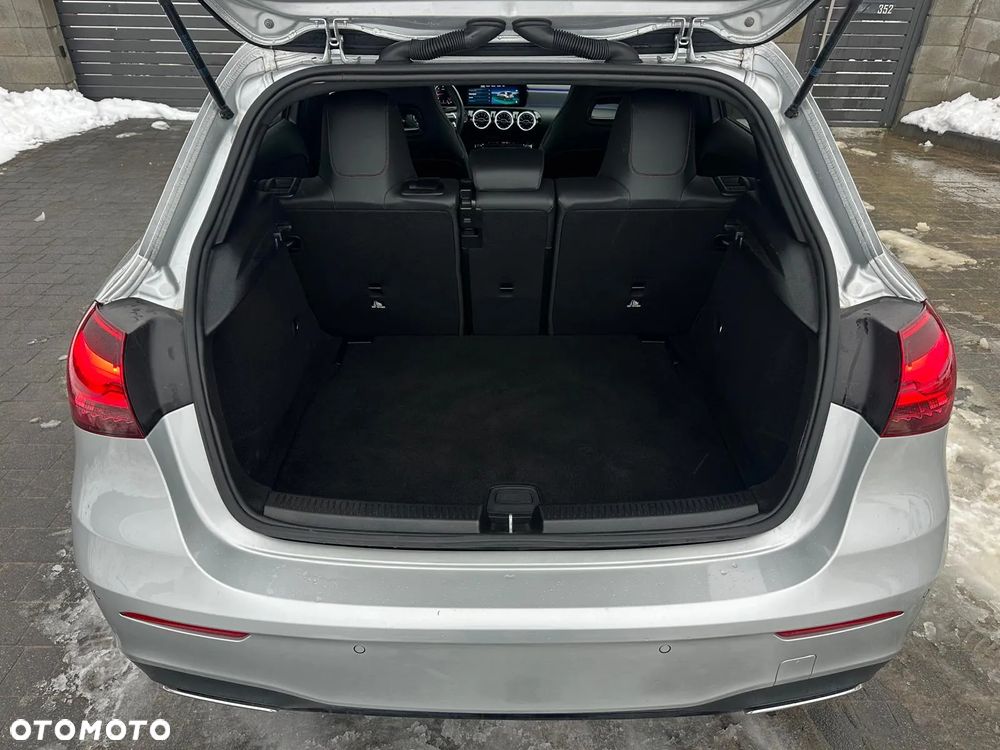 Mercedes-Benz Klasa A 180 d 8G-DCT AMG Line - 24