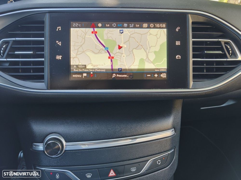Peugeot 308 1.2 PureTech Allure J17 — fotografia 34
