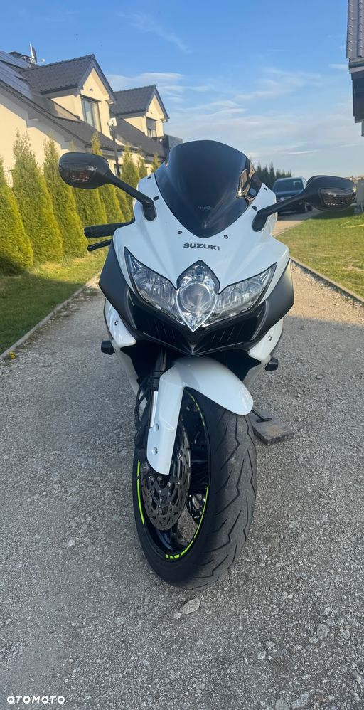 Suzuki GSX-R - 5