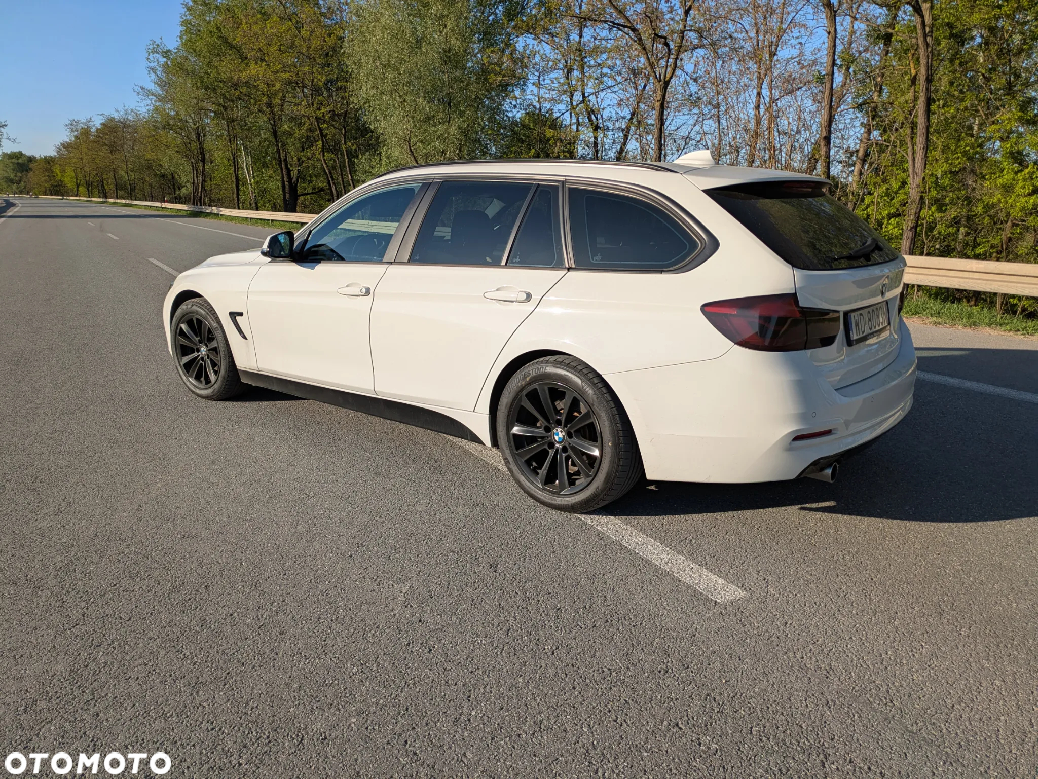 BMW Seria 3 318d - 14