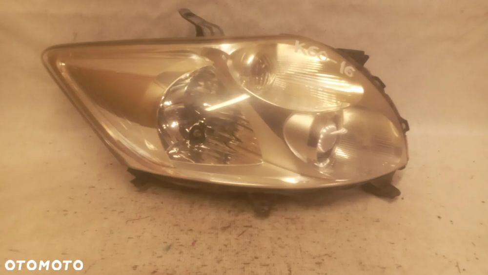 * LAMPA PRZEDNIA PRAWA PRZÓD PRAWO TOYOTA AURIS I - 1