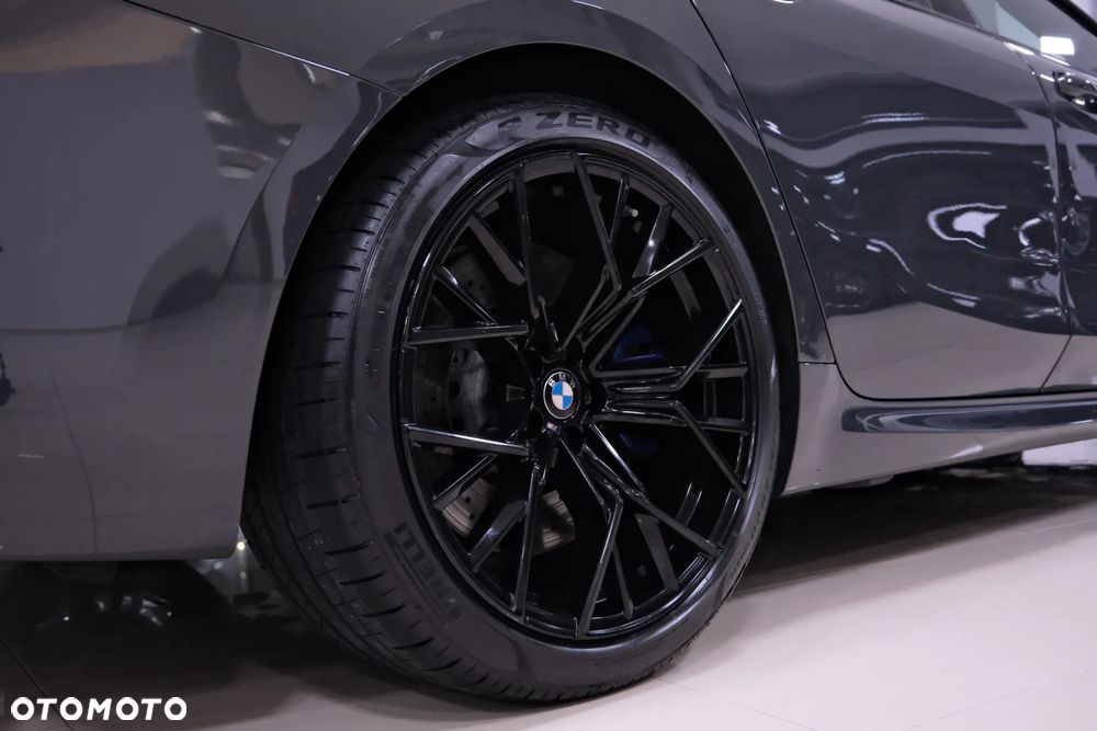 BMW M8 - 17