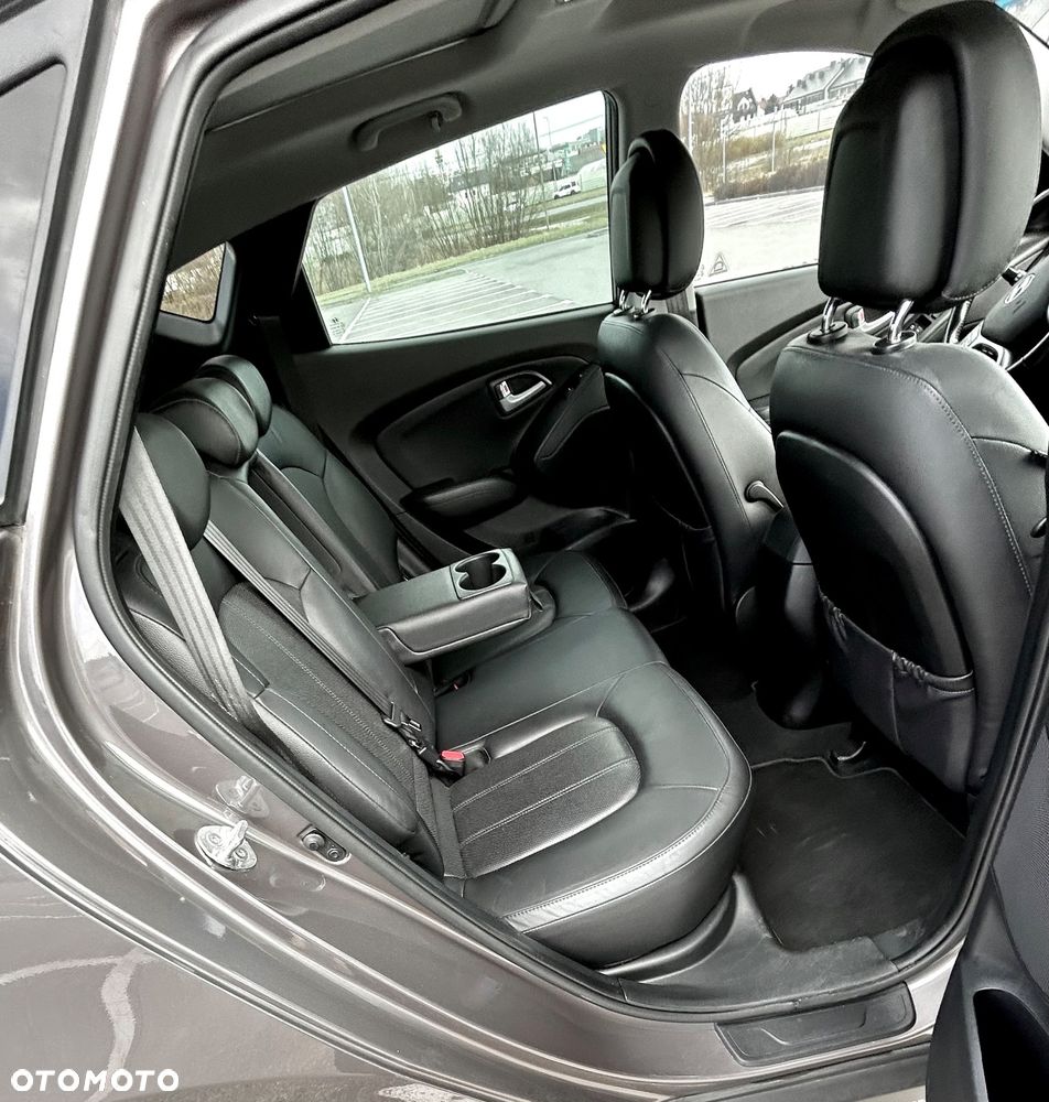 Hyundai ix35 2.0 CRDi 4WD Automatik Premium - 12