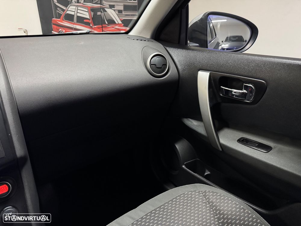 Nissan Qashqai +2 1.5 dCi Tekna Sport 18 - 51
