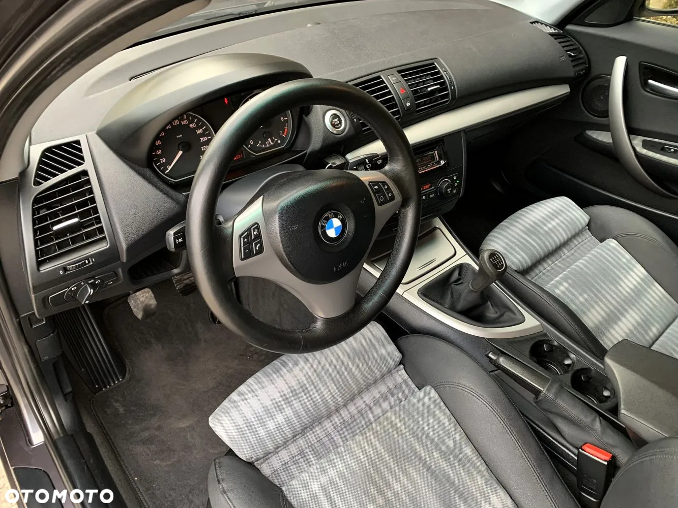 BMW Seria 1 116i - 21