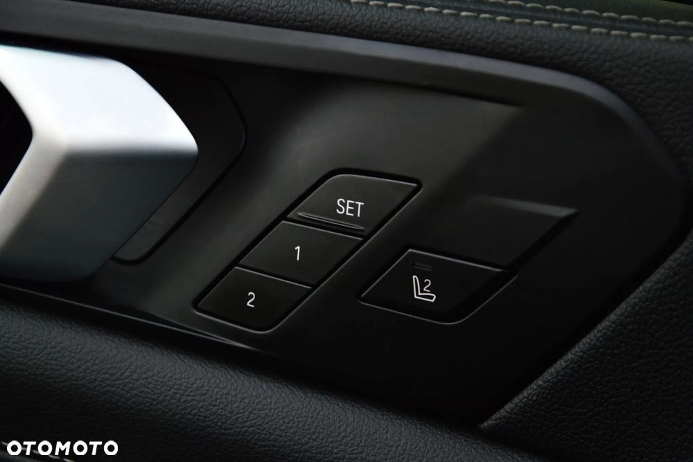 BMW X5 xDrive30d - 23