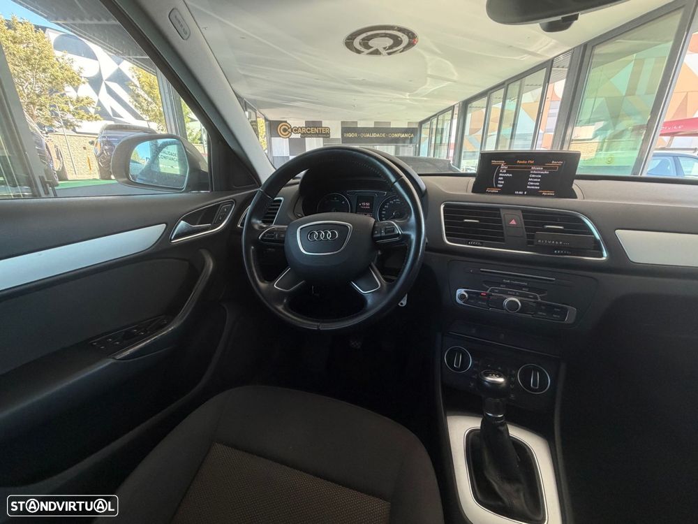 Audi Q3 2.0 TDI Design - 10