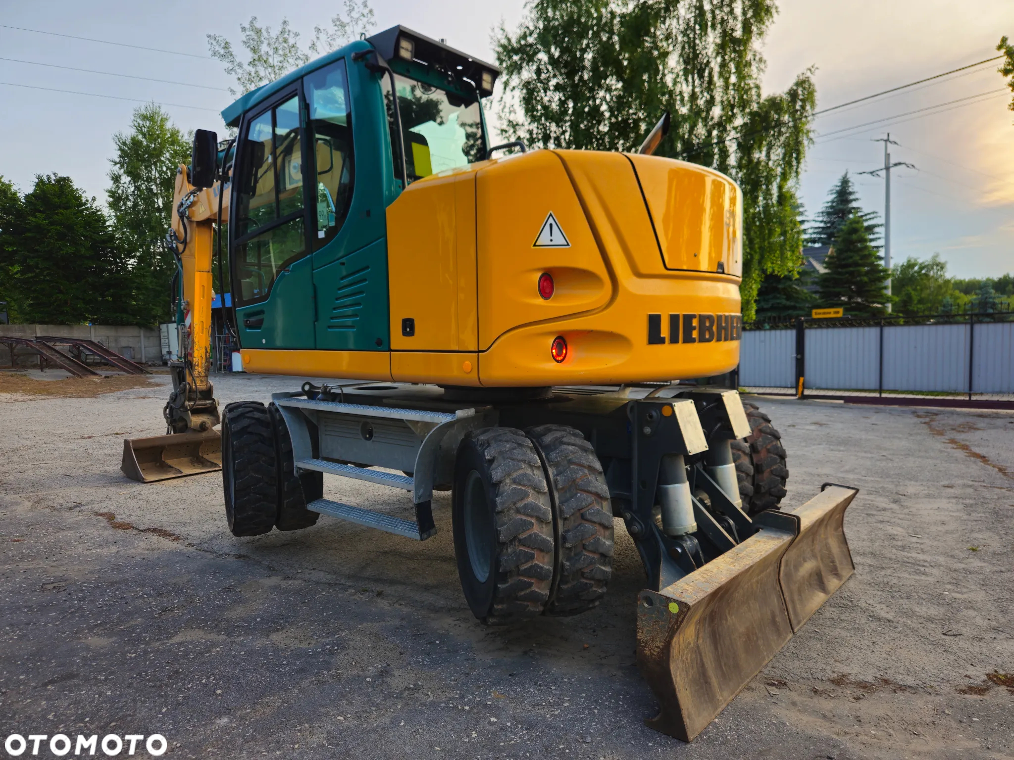 Liebherr 912 compact - 6