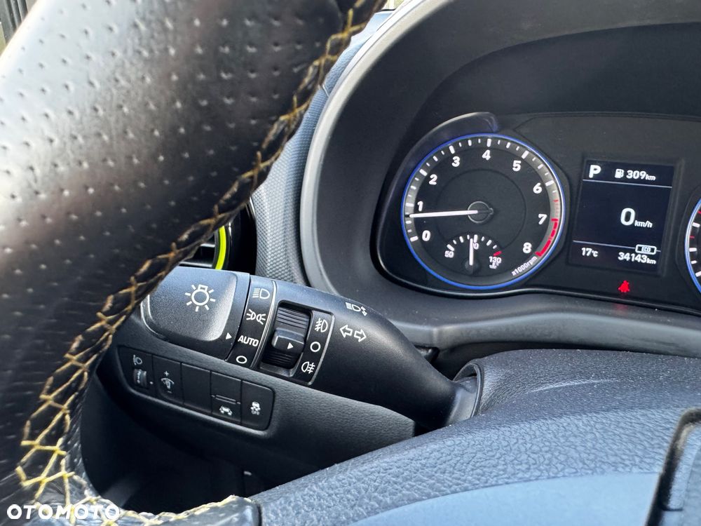 Hyundai Kona 1.6 T-GDI DCT 4WD Premium - 24