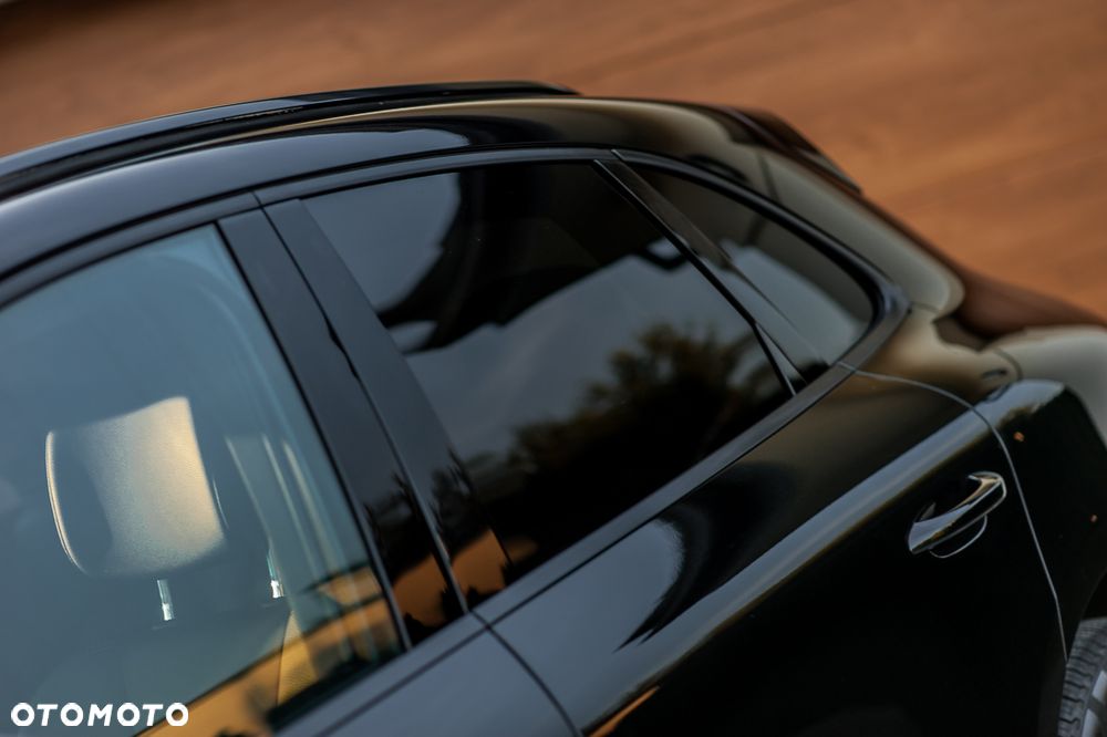 Porsche Macan - 28