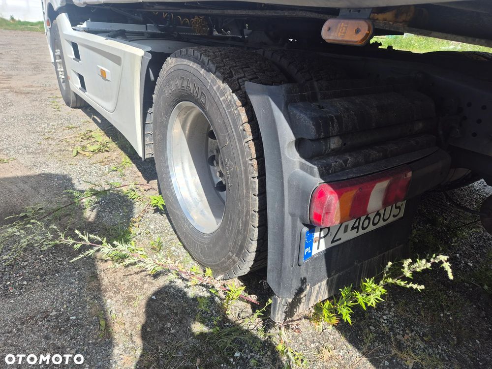 Mercedes-Benz ACTROS GIGA - 16