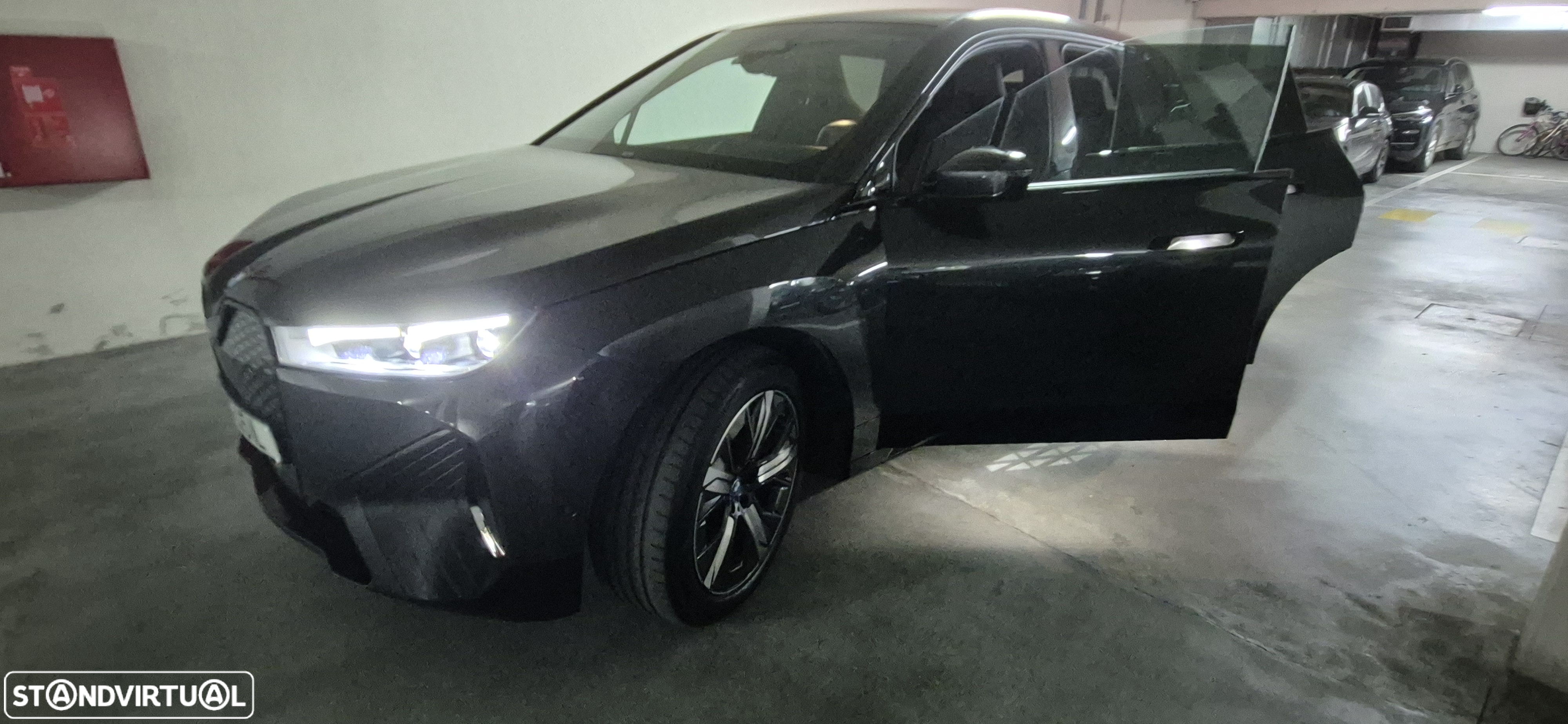 BMW iX xDrive 40 Pack Desportivo - 5