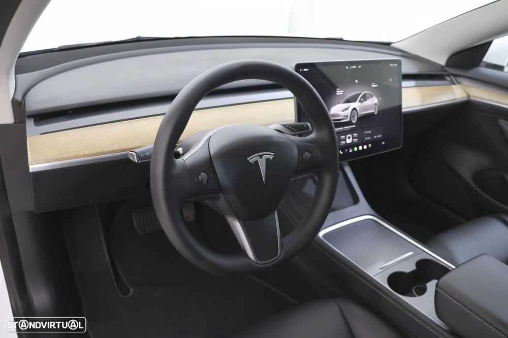 Tesla Model 3 Standard Range Plus RWD - 4