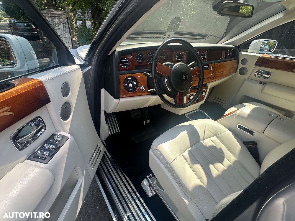 Rolls-Royce Phantom - 20