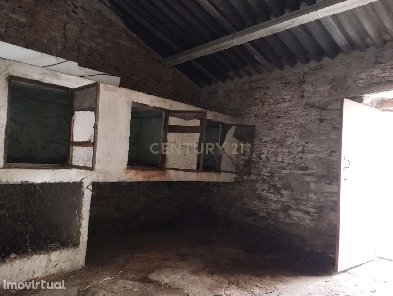 Refúgio nos Amarelos, Castelo Branco - Grande imagem: 4/16